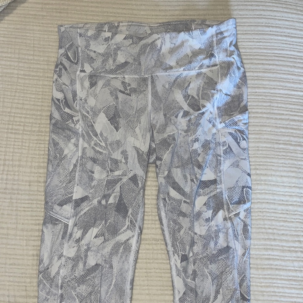 Lululemon Invigorate Leggings